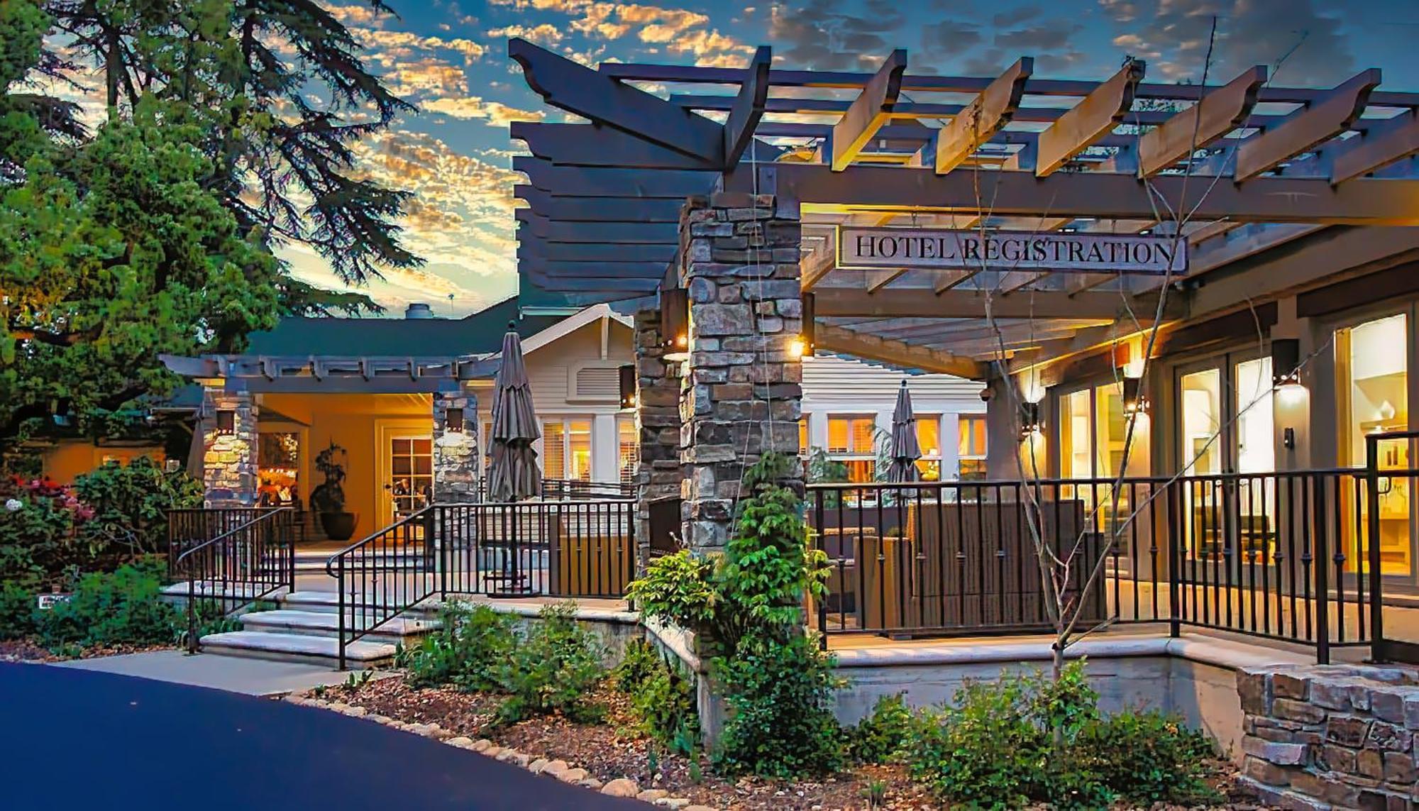 Wine&Roses Hotel Restaurant Spa Lodi Exterior foto