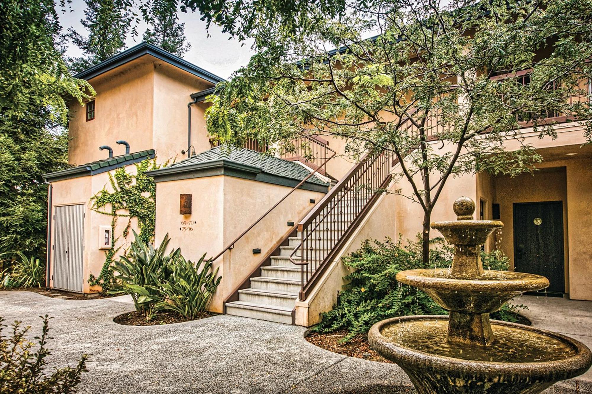 Wine&Roses Hotel Restaurant Spa Lodi Exterior foto